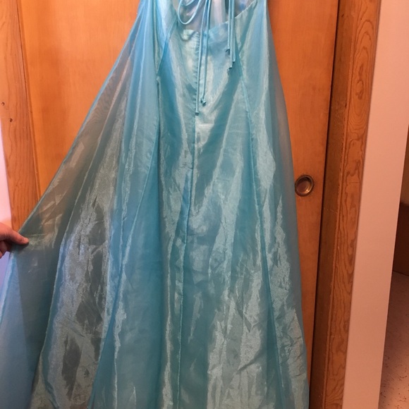 Open back studded gown - Picture 5 of 5